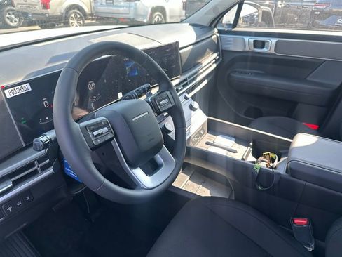 New 2026 Hyundai Santa Fe SE FWD image 9