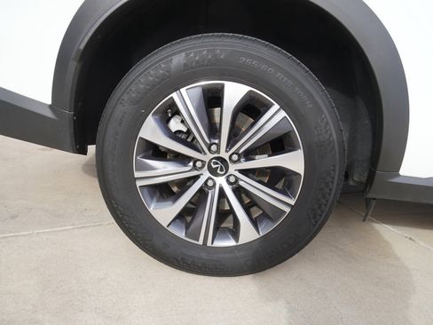 Used 2023 INFINITI QX60 Pure image 11