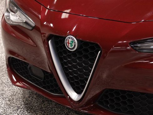 Used 2017 Alfa Romeo Giulia w/ Cold Weather Package RWD image 14