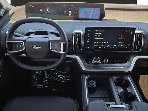 New 2026 Ford Expedition Platinum w/ Stealth Appearance Package AWD/4WD image 12
