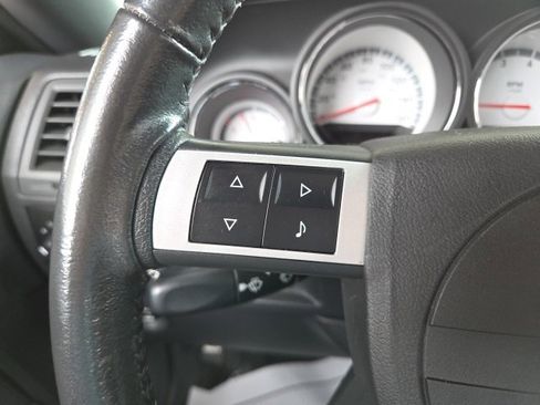 Used 2010 Dodge Challenger R/T image 43