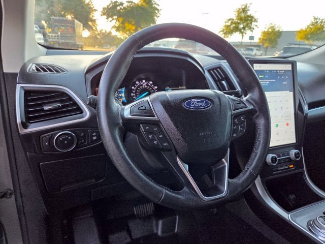 Used 2022 Ford Edge SEL w/ Convenience Package AWD/4WD image 12