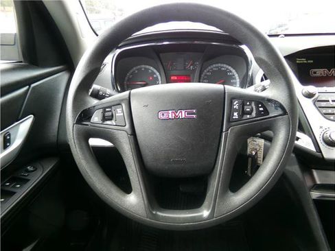 Used 2017 GMC Terrain SLE AWD/4WD image 18