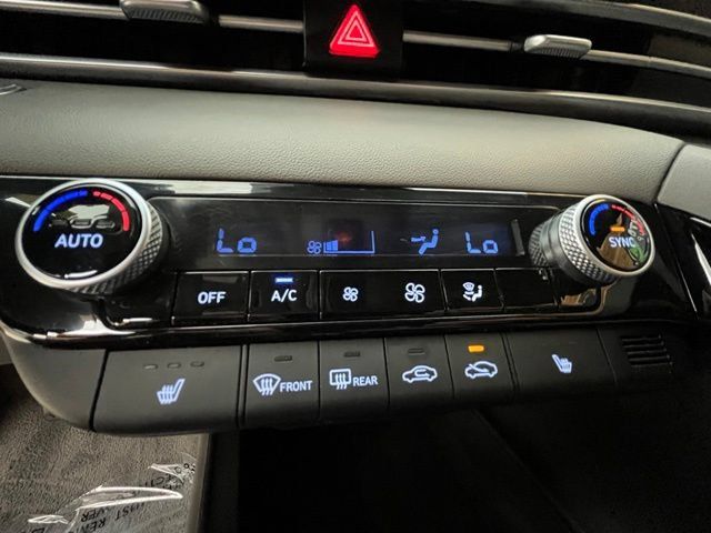 Certified 2023 Hyundai Elantra Blue FWD image 27