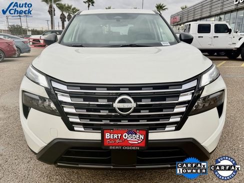 Certified 2025 Nissan Rogue S image 2