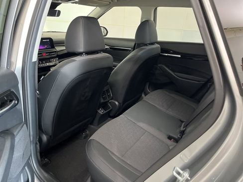 Used 2024 Kia Seltos S image 25