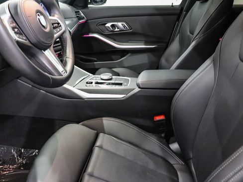 Used 2023 BMW 330i Sedan w/ M Sport Package RWD image 18