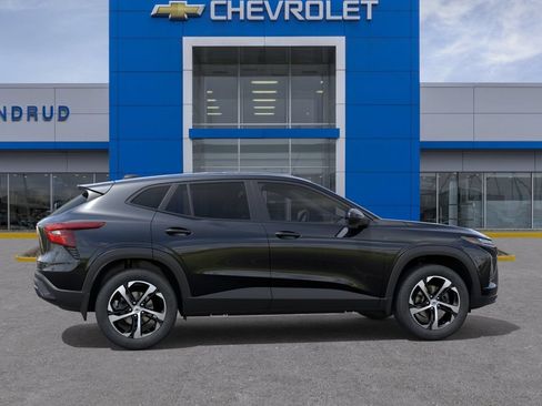 New 2026 Chevrolet Trax RS FWD image 5