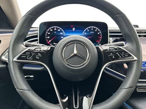 Certified 2024 Mercedes-Benz E 350 4MATIC Sedan image 21