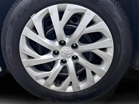 Used 2019 Toyota Corolla LE FWD image 5