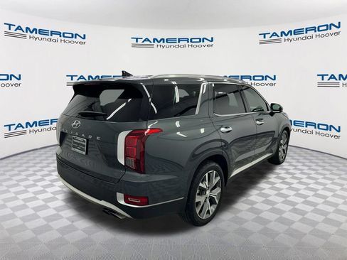 Used 2022 Hyundai Palisade SEL w/ Premium Package FWD image 5