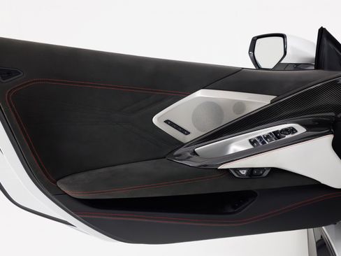 Used 2023 Chevrolet Corvette Z06 image 35