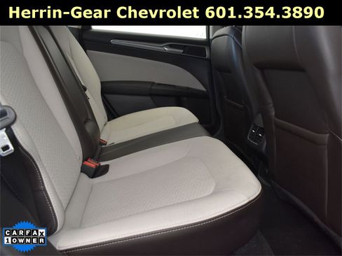 Used 2019 Ford Fusion SE w/ Equipment Group 151A image 22