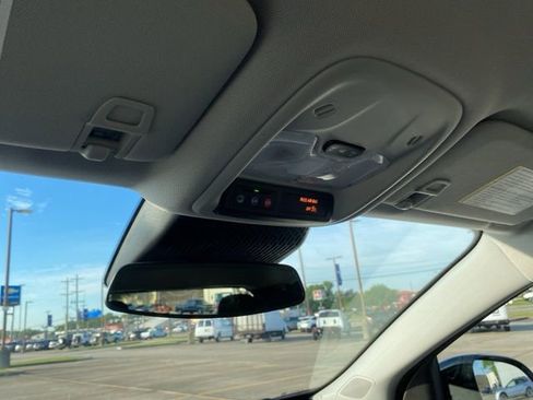 New 2027 Chevrolet Bolt LT w/ Comfort Package FWD image 30