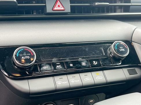 New 2025 Hyundai Elantra Sport image 15