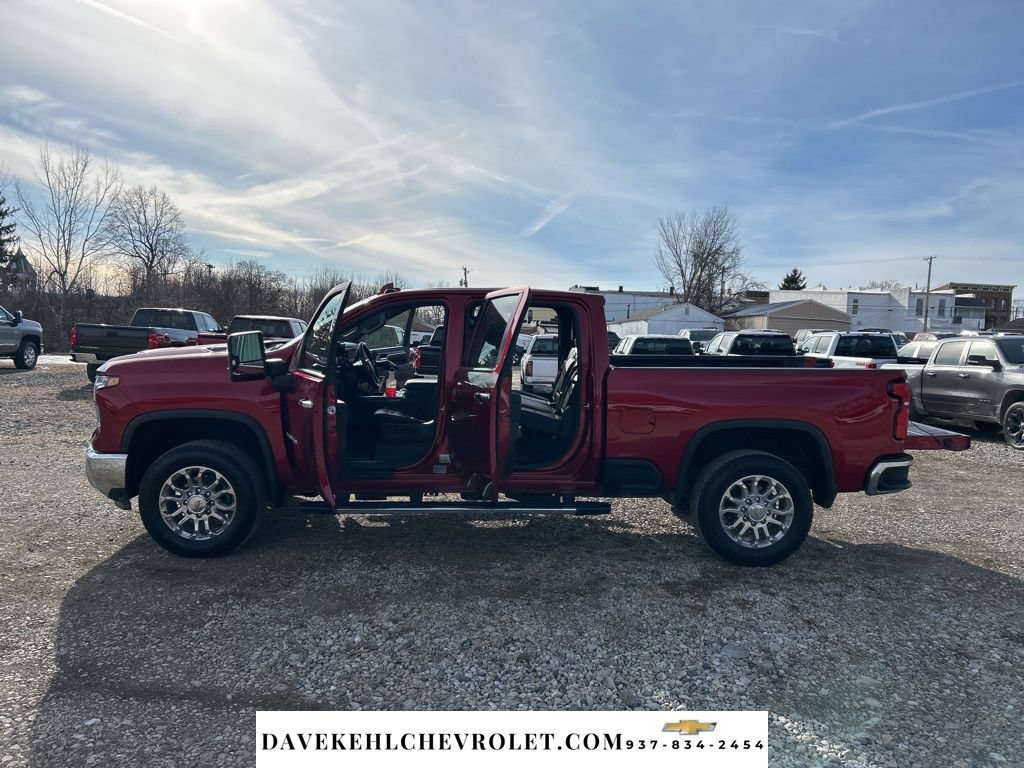 Used 2025 Chevrolet Silverado 2500 LTZ w/ LTZ Plus Package AWD/4WD image 25