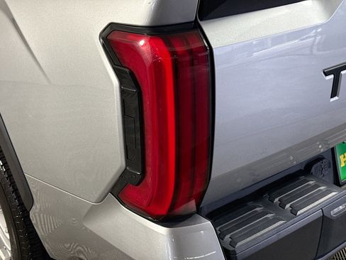 Used 2022 Toyota Tundra SR5 RWD image 36