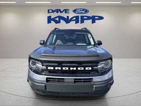Used 2021 Ford Bronco Sport Outer Banks w/ Outer Banks Package image 3