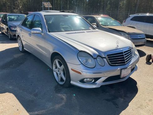 Used 2009 Mercedes-Benz E 350 E 350 Sedan 4D image 1