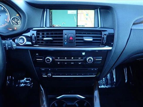 Used 2016 BMW X3 xDrive28d image 17