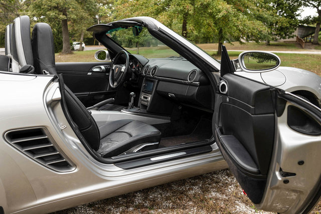 Used 2005 Porsche Boxster S RWD image 37