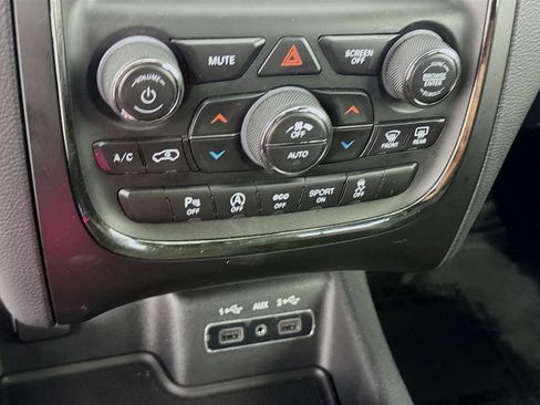 Used 2019 Dodge Durango GT image 21