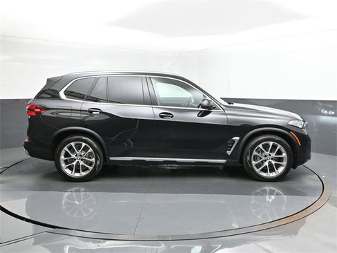 New 2025 BMW X5 xDrive50e image 26