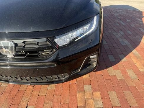 Used 2025 Honda Odyssey Touring image 24