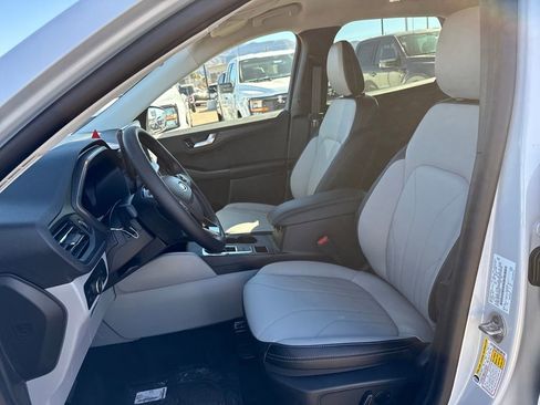 New 2026 Ford Escape SE w/ PHEV Premium Package FWD image 5
