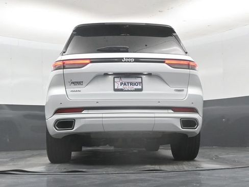 Used 2022 Jeep Grand Cherokee Summit AWD/4WD image 50