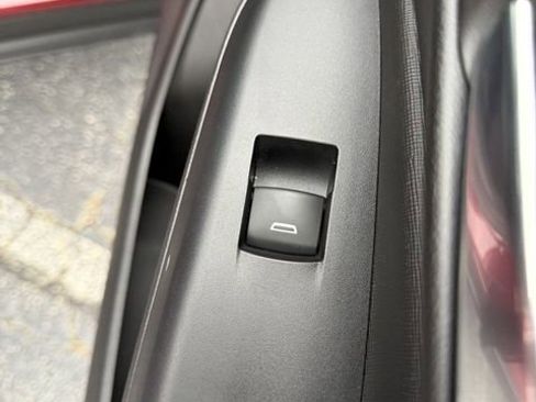 Used 2024 Buick Envista Preferred w/ Convenience I Package image 31