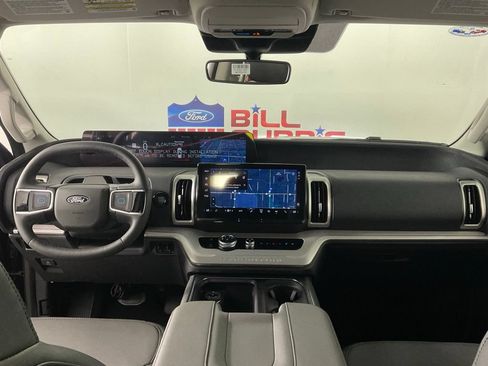 New 2027 Ford Expedition Max Active RWD image 19