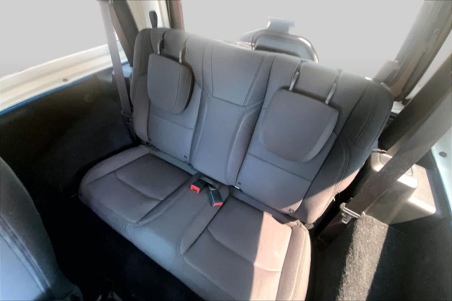 Used 2023 Jeep Wrangler Sport AWD/4WD image 18