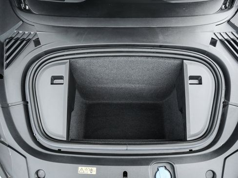 Used 2022 Audi e-tron GT Prestige w/ Prestige Package image 31