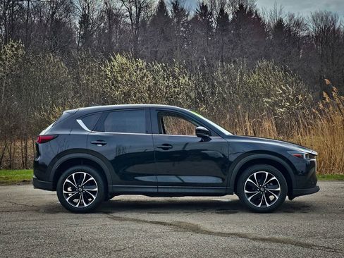 Used 2023 MAZDA CX-5 AWD 2.5 S w/ Premium Package image 2
