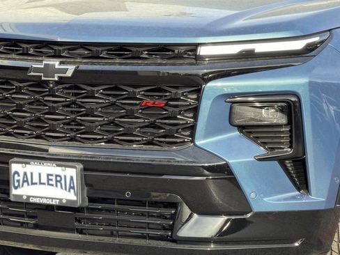 New 2026 Chevrolet Traverse RS w/ LPO, Floor Liner Package image 7