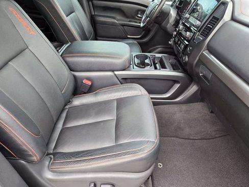 Used 2021 Nissan Titan PRO-4X w/ Pro-4x Convenience Package AWD/4WD image 13