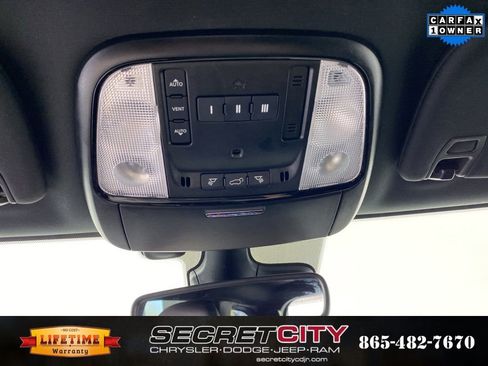 Used 2023 Dodge Durango R/T image 19