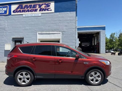 Used 2015 Ford Escape SE AWD/4WD image 7
