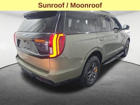 Used 2025 Ford Expedition Tremor AWD/4WD image 5