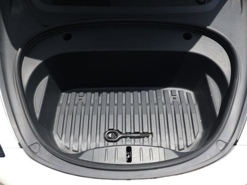 Used 2023 Tesla Model 3 Standard Range RWD image 30