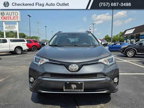 Used 2018 Toyota RAV4 XLE FWD image 12
