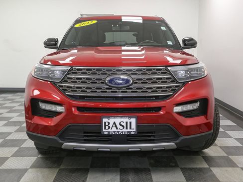 Used 2022 Ford Explorer King Ranch image 3