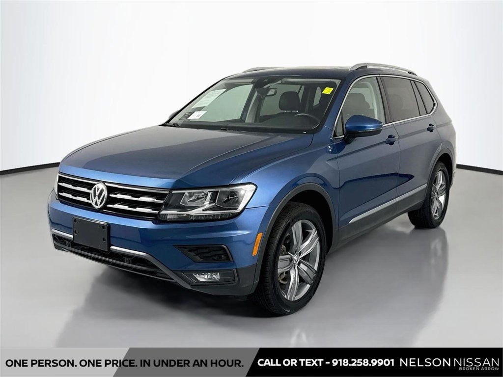 Used 2020 Volkswagen Tiguan SEL AWD/4WD image 1