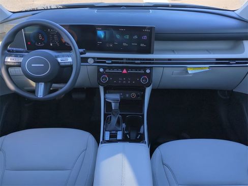 New 2026 Hyundai Tucson SEL image 18