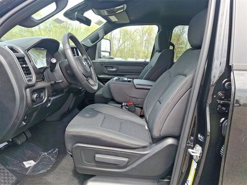 New 2025 RAM 1500 Tradesman w/ Night Edition image 9