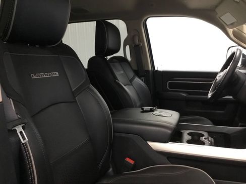 Used 2022 RAM 2500 Laramie AWD/4WD image 37