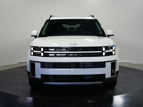 Used 2024 Hyundai Santa Fe Limited AWD/4WD image 2
