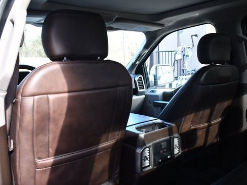 Used 2019 Ford F150 Limited image 33