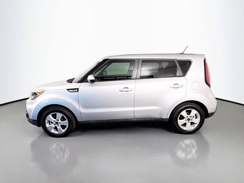 Used 2019 Kia Soul Base image 6